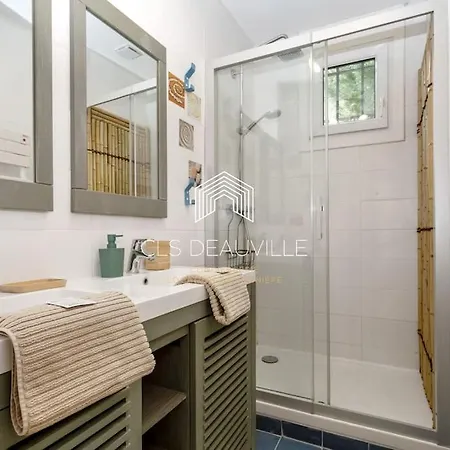Apartment Maison Bois Corail 1 C.l.s Deauville Trouville-sur-Mer